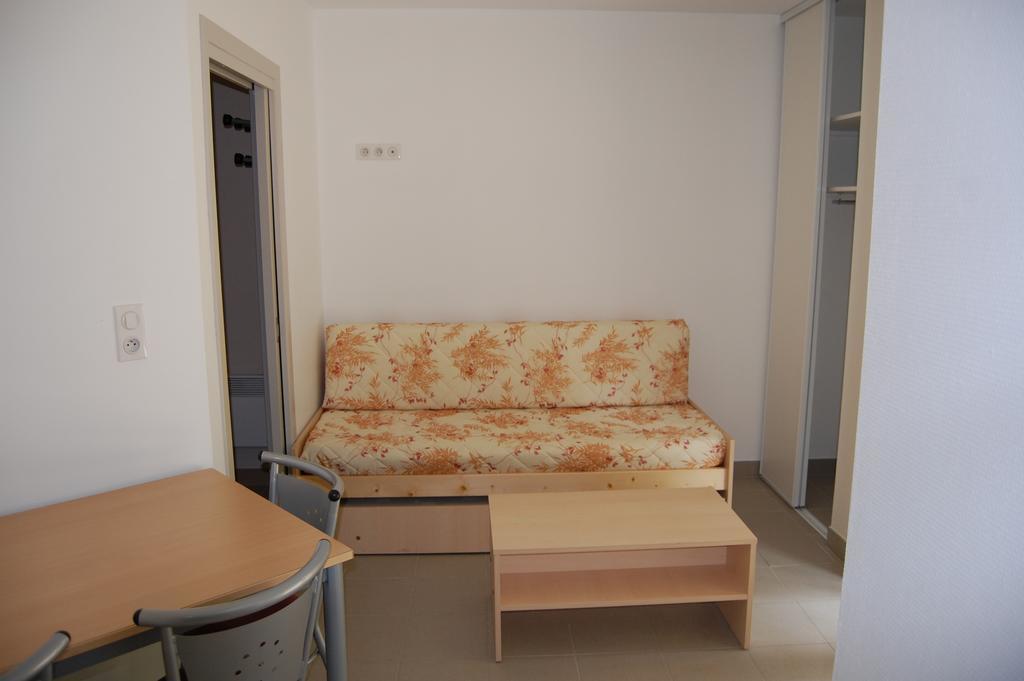 Village Vacances La Riviera Limousine By Popinns Altillac Zimmer foto